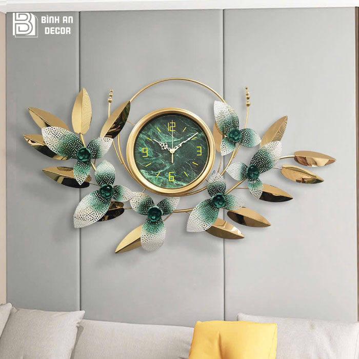 Đồng hồ treo tường giúp theo dõi thời gian tiện lợi, khoa học