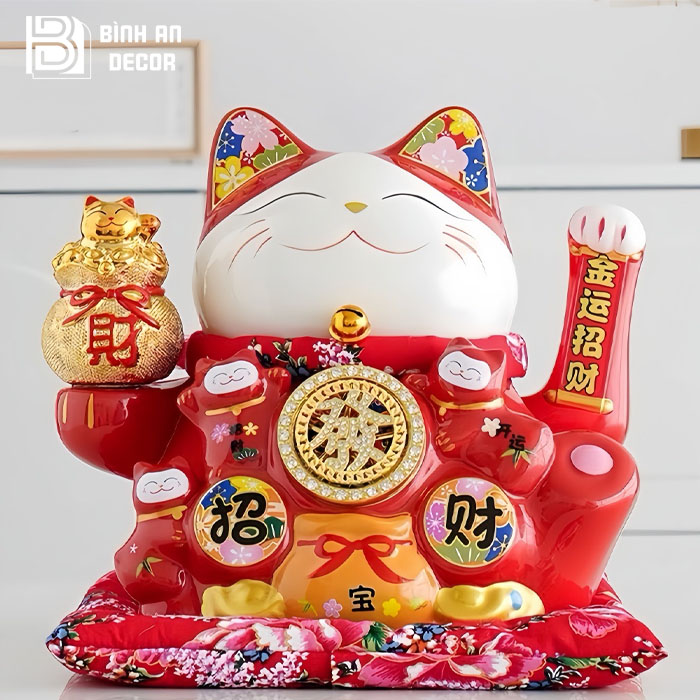 Mèo Thần Tài màu đỏ – Hành Hỏa (May mắn, sức khỏe, năng lượng tích cực)